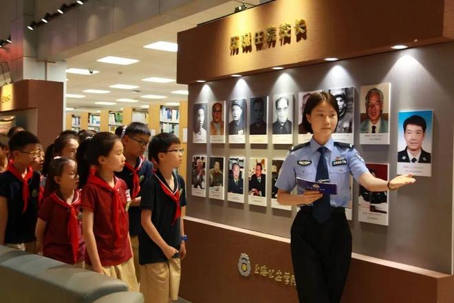 奋进中的长宁整区推进教育数字化转型长宁活力教育的“十四五”这样书写