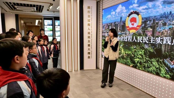 奋进中的长宁整区推进教育数字化转型长宁活力教育的“十四五”这样书写(图2)