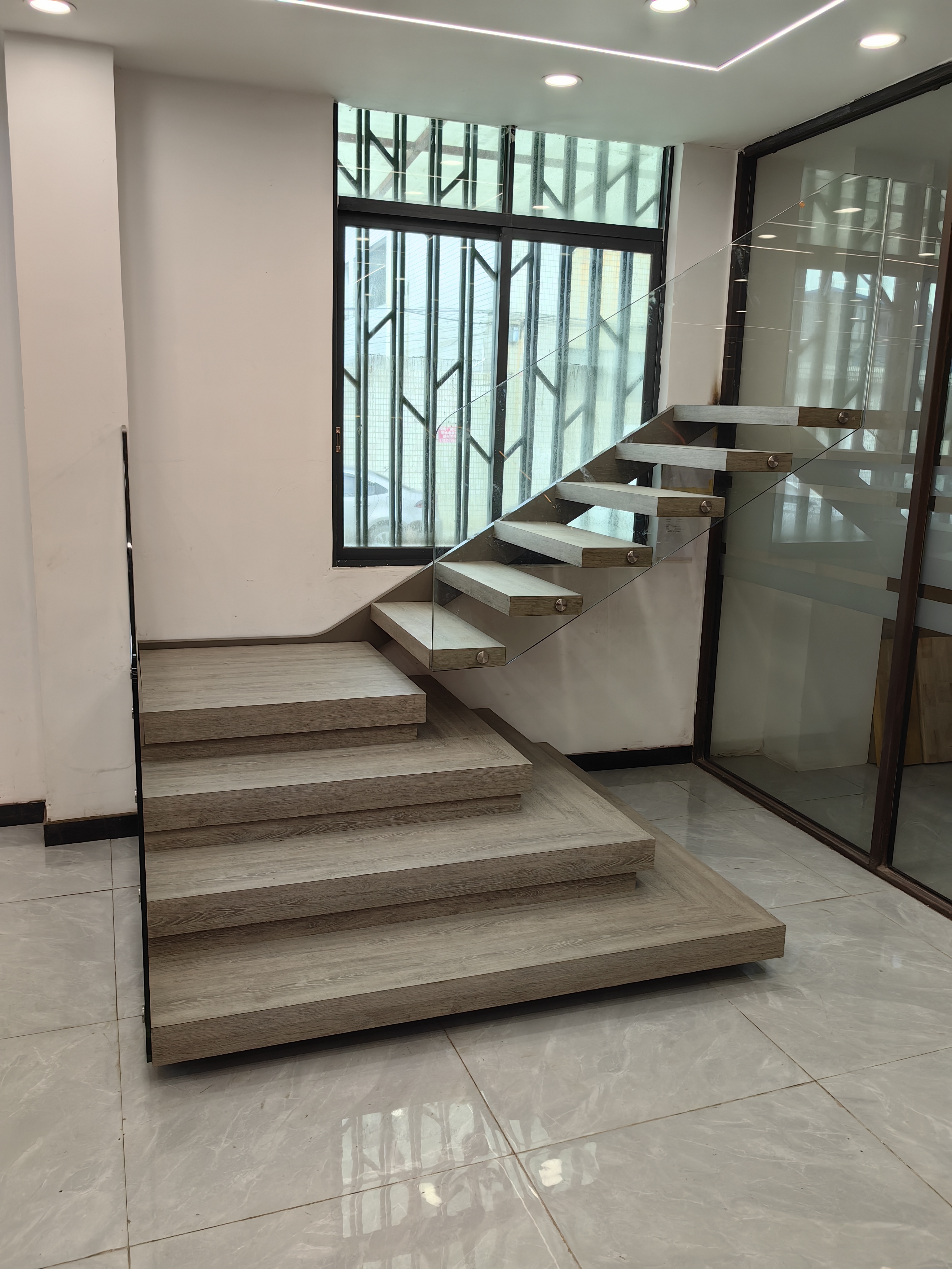 2026年复式楼旋转楼梯趋势解析与品牌选购指南(图2)